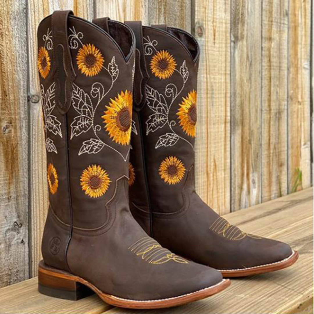 Cowboy boots with sunflowers on them hotsell