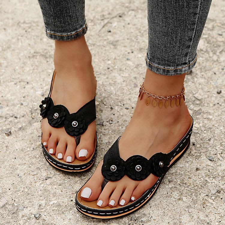 Lara orthopedic sandals